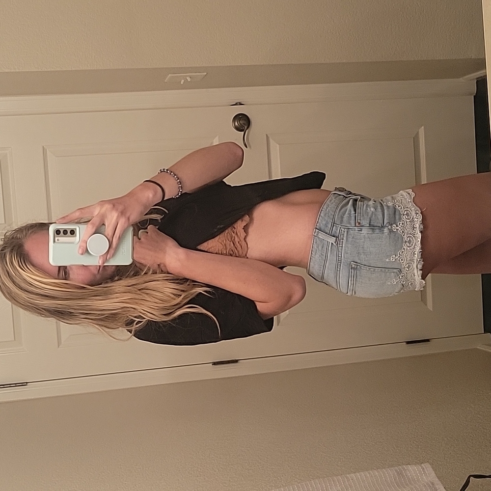 Adorable Jean shorts with white lace bottom Size 0